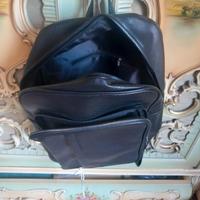 Zaino unisex ecopelle nero sport viaggio lavoro