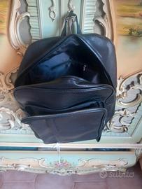 Zaino unisex ecopelle nero sport viaggio lavoro