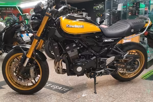 Kawasaki Z 900 RS SE