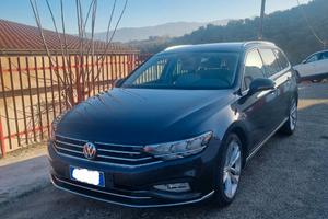 Volkswagen Passat 8° serie  2.0 DSG 150cv 06/2020