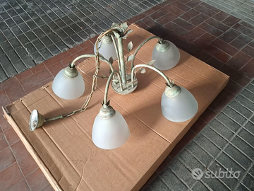 Lampadario in ferro battuto artigianale