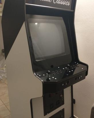 Cabinato arcade