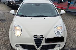 Alfa Romeo MiTo 1.3 JTDm-2 95 CV S&S Distinctive S