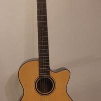 Chitarra acustica