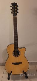 Chitarra acustica