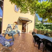 CASA SEMINDIPENDENTE A COMO