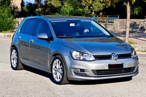 Volkswagen Golf 2.0 TDI DSG 5p. Highline BlueMotio