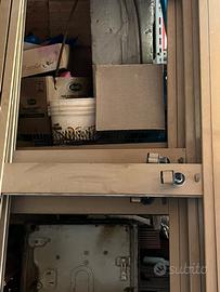 Portine in alluminio con telai