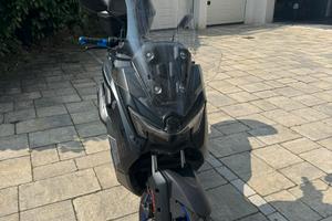 scooter Nmax Yamaha 125