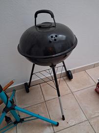 barbeque a carbone usato