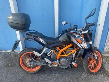 KTM Duke 390 del 2016