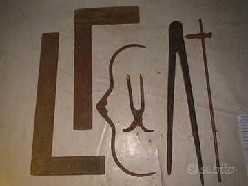 collezione di utensili per misurare 