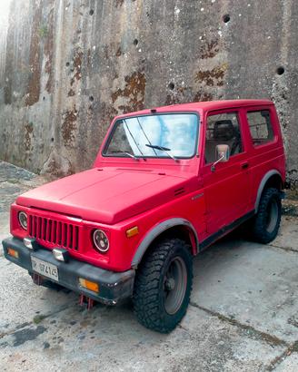 Suzuki samurai sj410