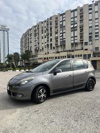 RENAULT SCÉNIC 1.6 BENZINA/GPL