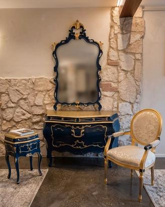 como'antico specchiera 1 comodino poltrona 