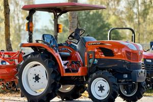 TRATTORE - KUBOTA T 240 - 4X4