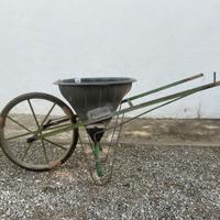 Carrello spandiconcime/spandisementi