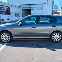 Nissan Almera 1.8 Per Neopatentati
