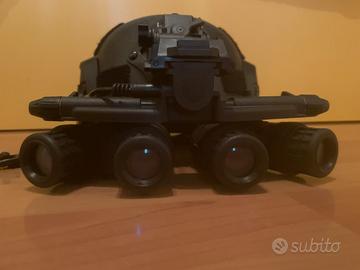 Riproduzione casco militare