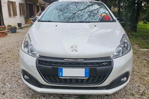 Peugeot 208 1.5 cc bluehdi kw 75 sigla motore YH01