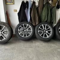 4 gomme invernali e cerchi per Maserati Levante
