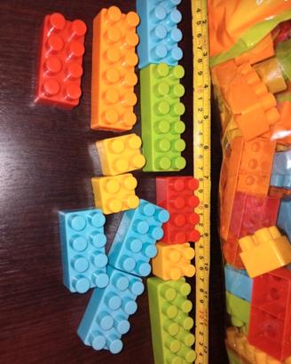 Lego giganti