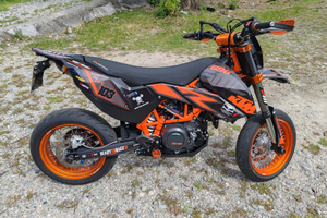 Ktm 690 smc-r