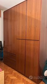 Armadio 6 ante e 3 cassetti