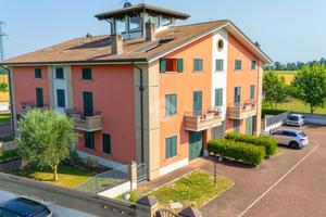 ATTICO A CASTELNOVO DI SOTTO