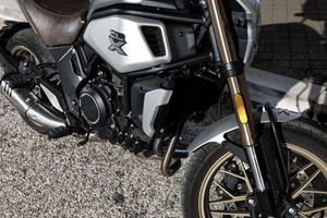 CF Moto clx 700