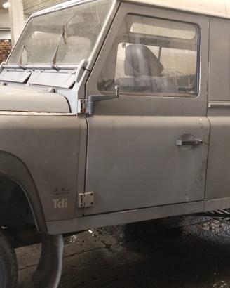 RICAMBI PER LAND ROVER DEFENDER