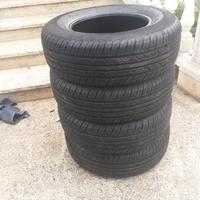 Gomme 215 70 r 15 semi nuove