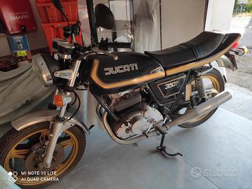 moto Ducati 350 GTV Desmo 1981