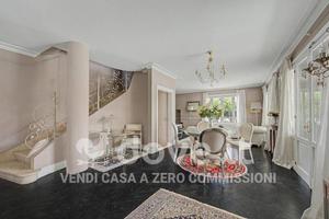 Villa di 221 m² con più di 5 locali a Prato