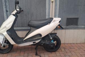 Malaguti phantom f12- 50 cc a liquido