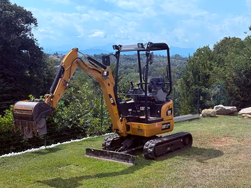Miniescavatore Caterpillar 301.7D CR