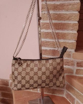 Gucci pochette 