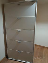 Scarpiera salva spazio 