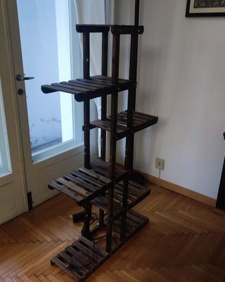 scaffale porta piante