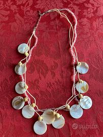 Collana bigiotteria con conchiglie