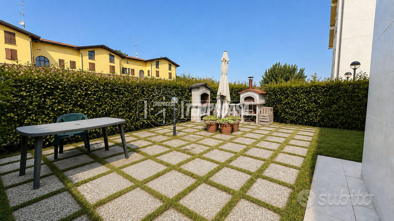 Appartamento – RE - Vista 3