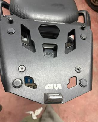 Piastra bauletto givi bmw R 1200 1250 gs