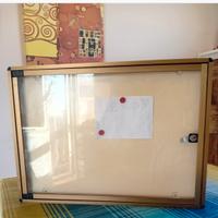 bacheca in alluminio