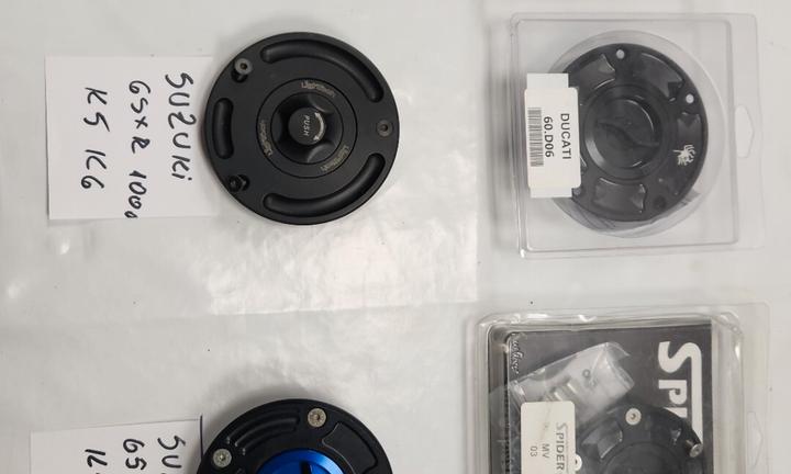 TAPPI SERBATOIO RACING SUZUKI GSX R 1000 YAMAHA R1