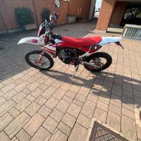 Fantic XEF 125 COMPETITION pari al nuovo
