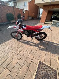 Fantic XEF 125 COMPETITION pari al nuovo