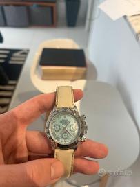 orologio perfettamente funzionante 