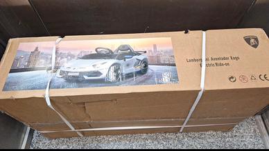 Lamborghini Aventador SVJ – NUOVA