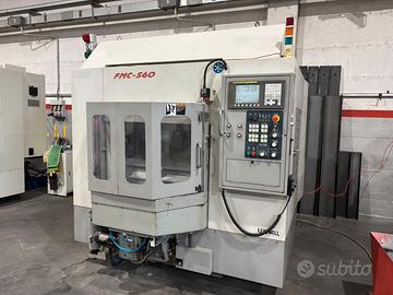 Centro di lavoro leadwell pallettizato fanuc