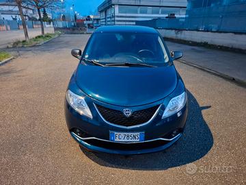 Lancia Ypsilon 1.2 5 porte GPL del 16 SOLO 128.000